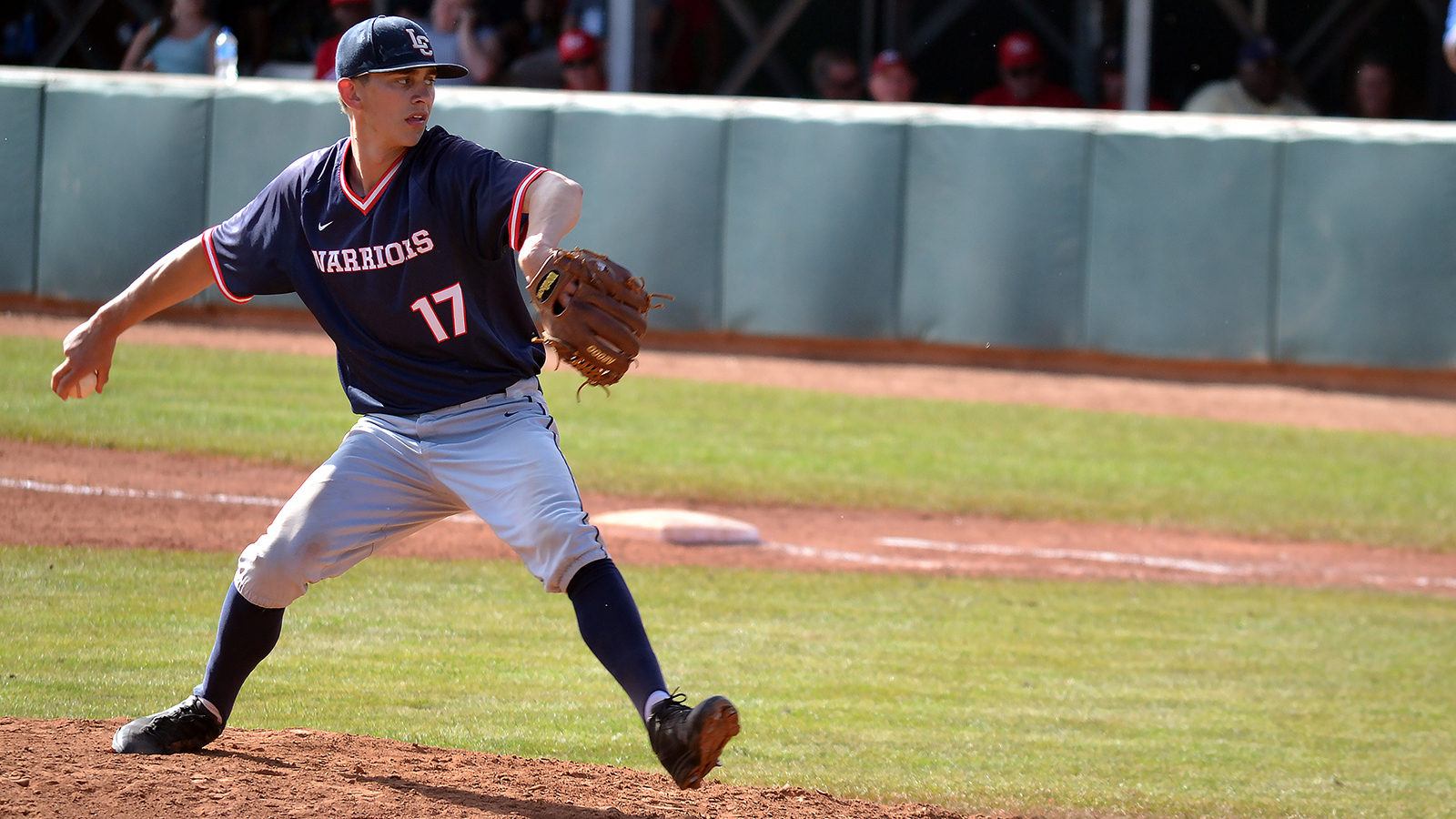 Lewis-Clark State Eliminates Antelope Valley, 5-3