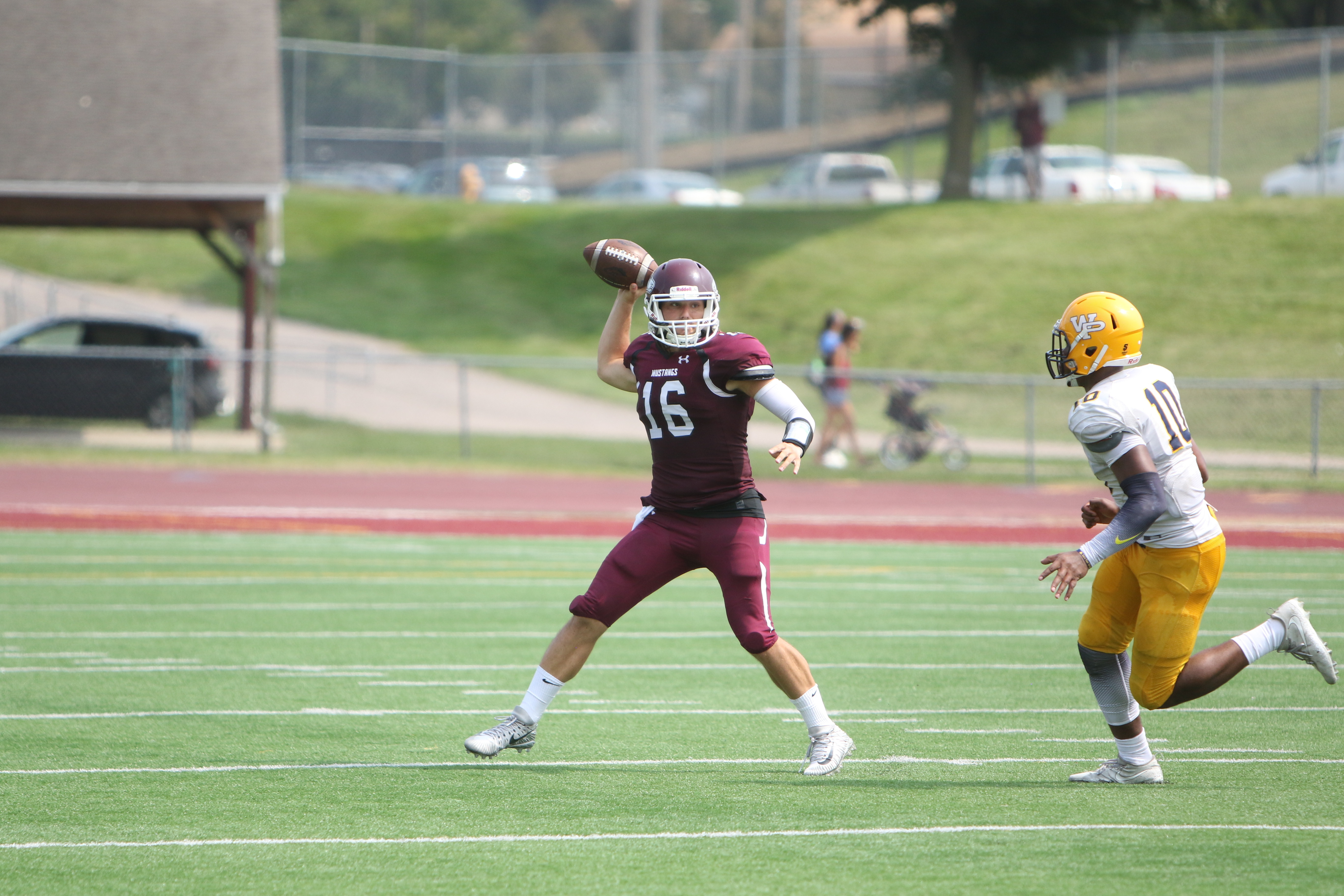 Morningside (Iowa) QB Trent Solsma named National Player of the Year