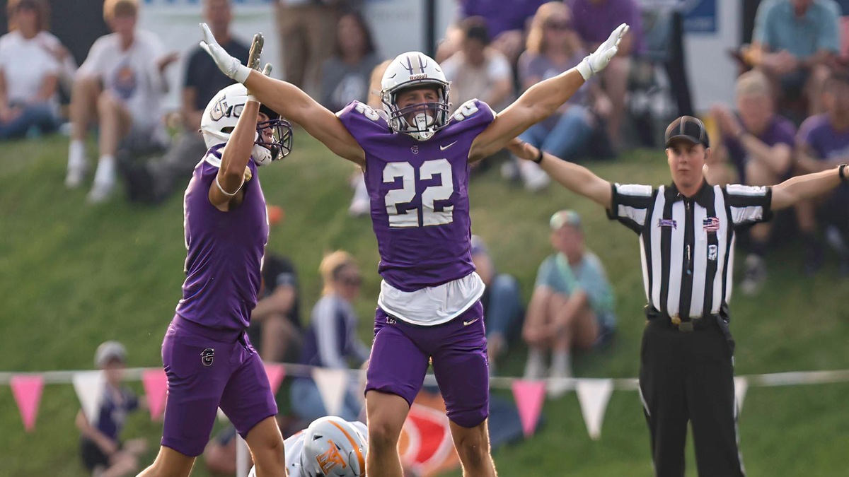 Carroll (Mont.) is up seven spots to No. 18 in the season's second coaches poll. (Photo: Gary Marshall)