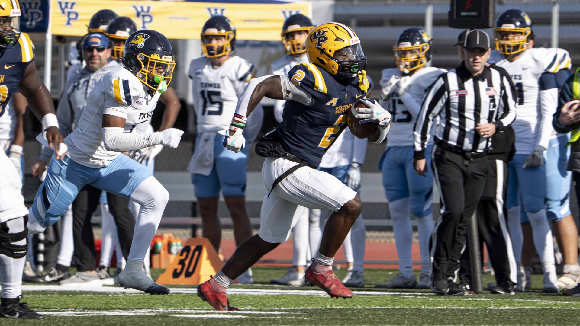 Loring Runs for 192 Yards, Fueling WPU's 38-9 FCS Win Over Texas Wesleyan