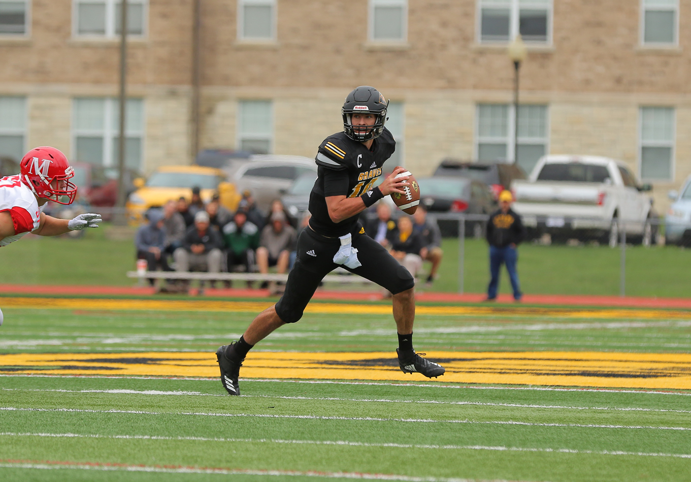 Football - Ottawa University