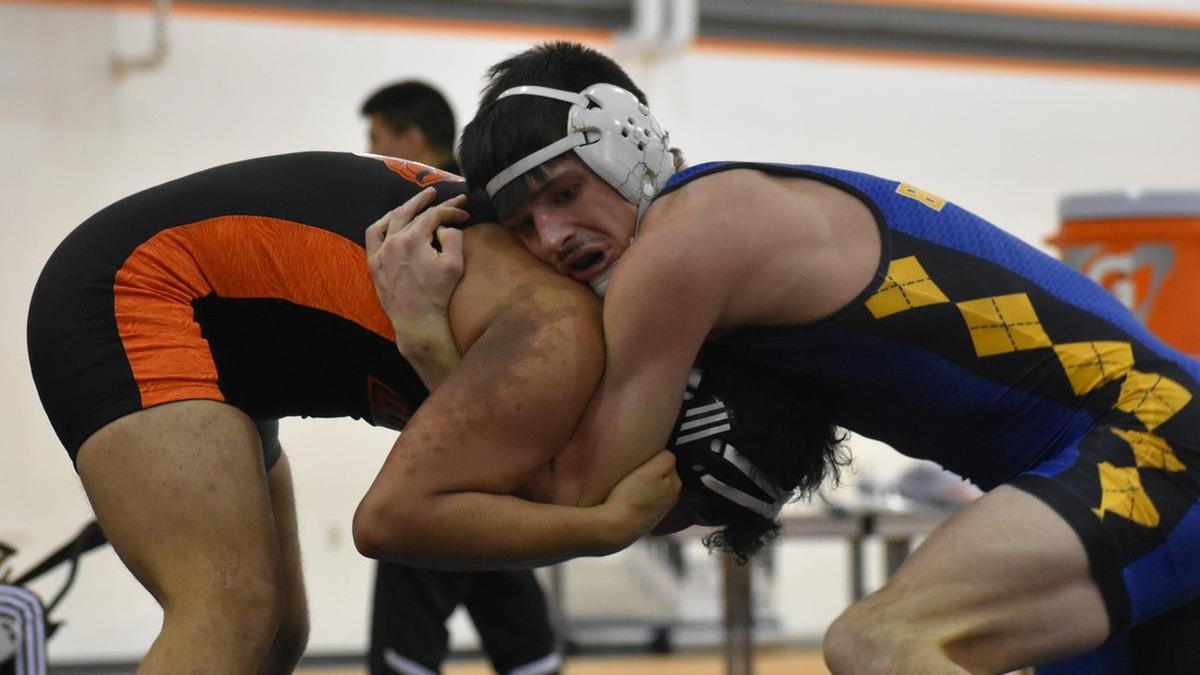 NAIA - Men's Wrestling - Player of the Week - Chris Paulson - Briar Cliff (Iowa)