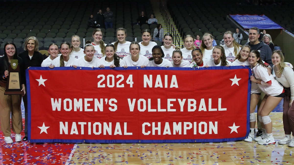 Indiana Wesleyan Defends Title in Five Set Thriller