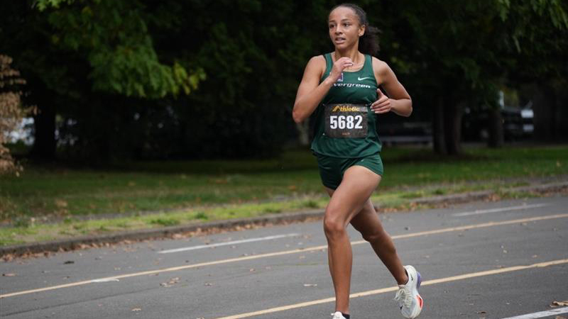 Alauna Carstens set a new school record