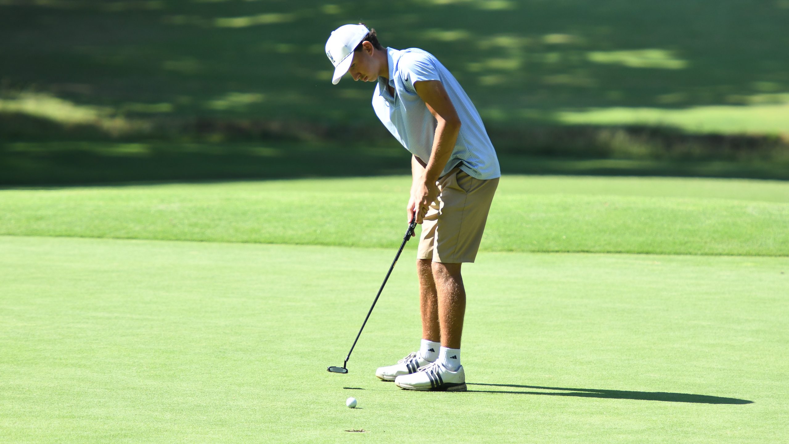 Golfer putting