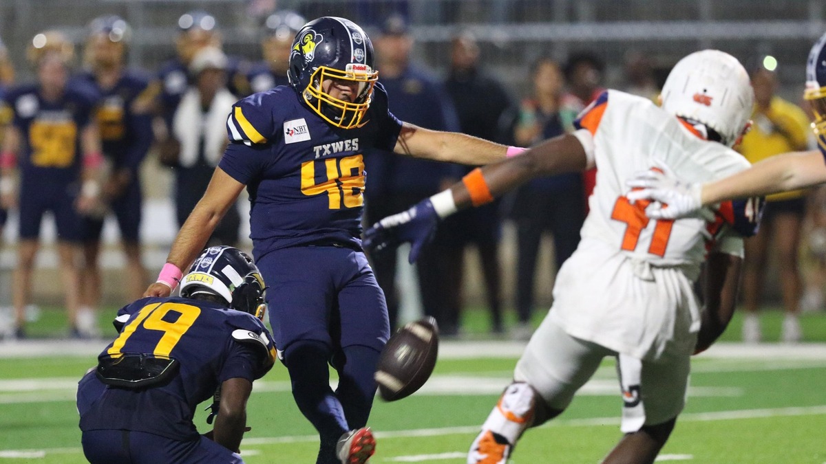 Texas Wesleyan’s Joya Perfect on Five Field Goals, Adds Four PATs to Earn Special Teams Player of the Week