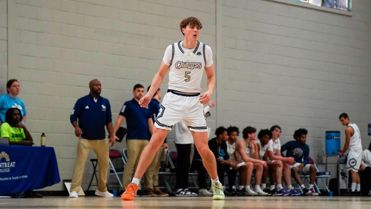 Owen Stewart of Montreat (N.C.) Pulls in Career Highs and Defensive Player of the Week