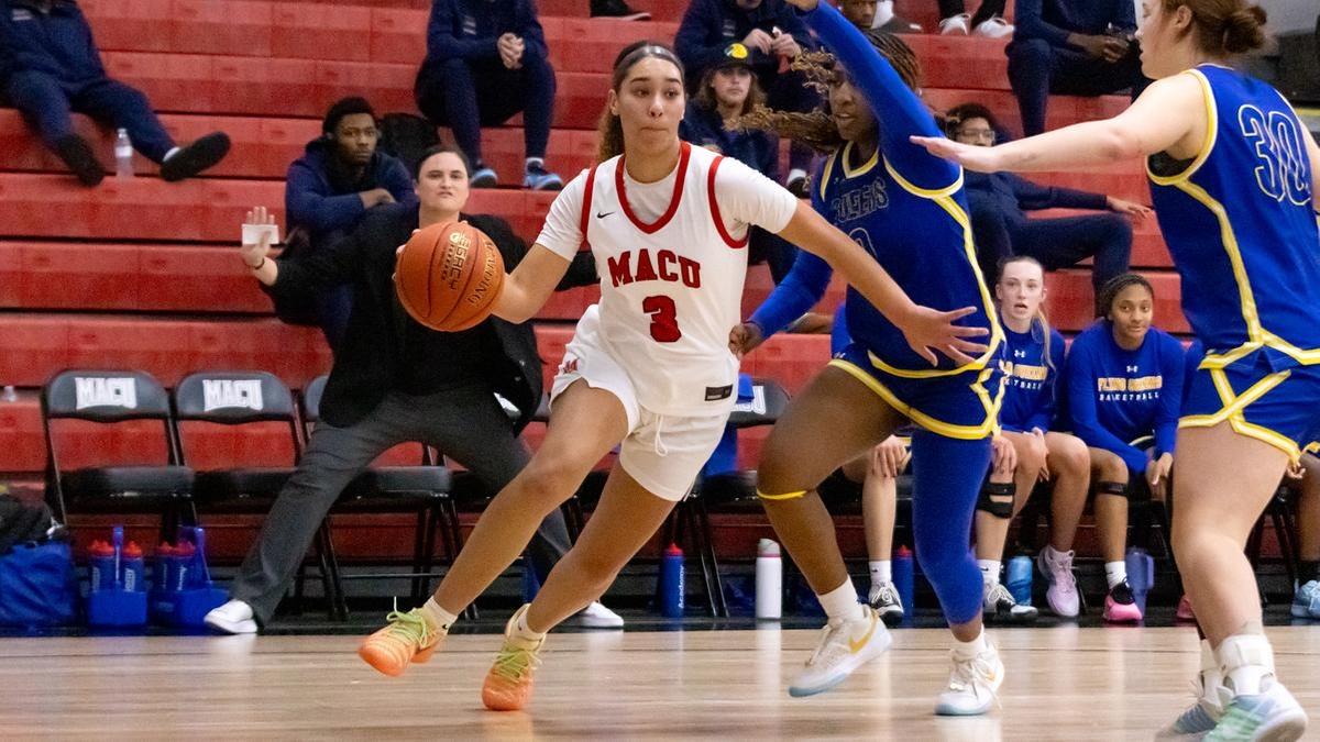 Taliah Lee Notched Defensive Player of the Week and Moved Up in the MACU Record Book