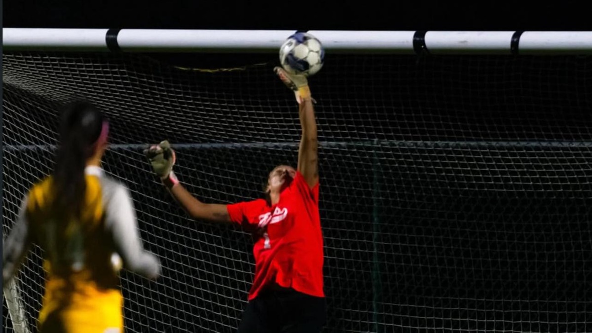 Two Dozen Total Saves Earns Rylee Cotton of IU South Bend Defensive Player of the Week Honors