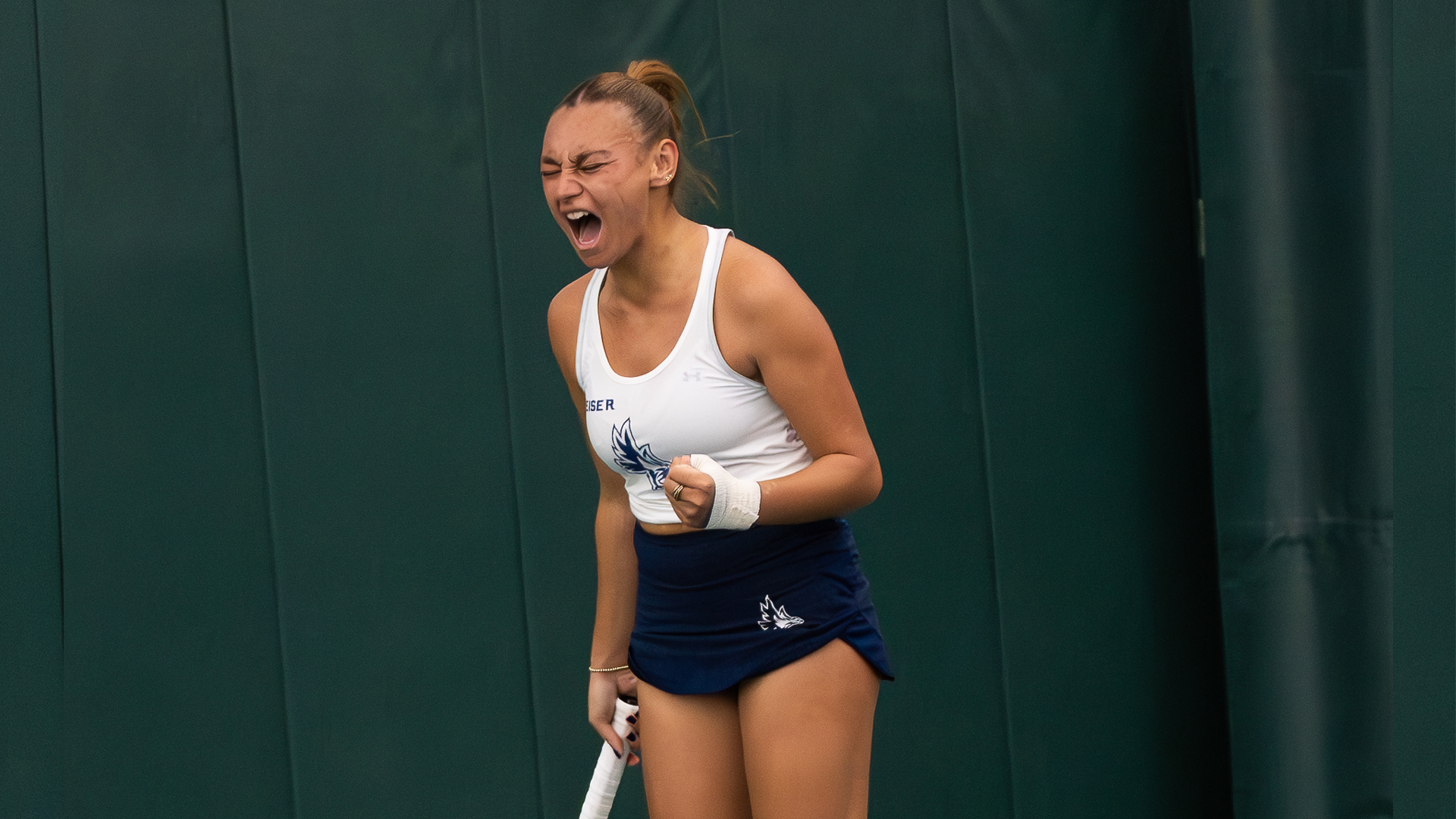 Violet Apisah Guides Keiser to Three Wins, Earning First Women’s Tennis Honor in 2026