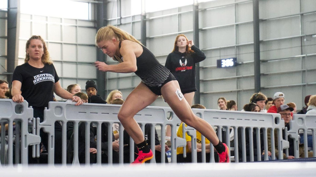 Allena Rowland Voted as First Women’s Indoor Track Athlete of the Week this Season