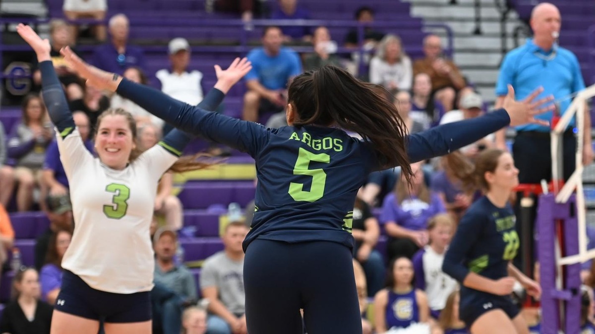 Thompson Directs Argos Offense to 3-0 Week to Earn Setter of the Week Honors
